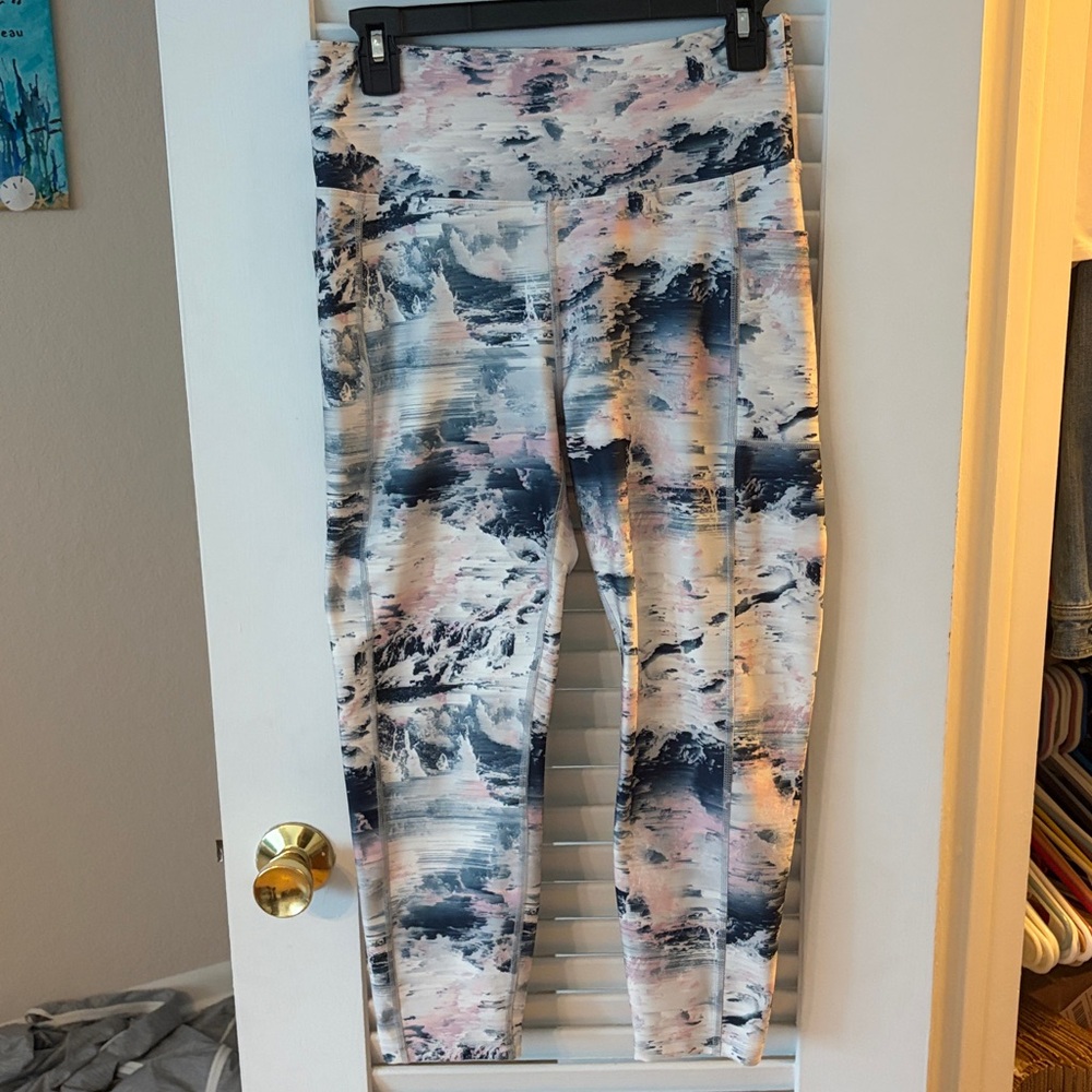 Bally Fitness Capri leggings